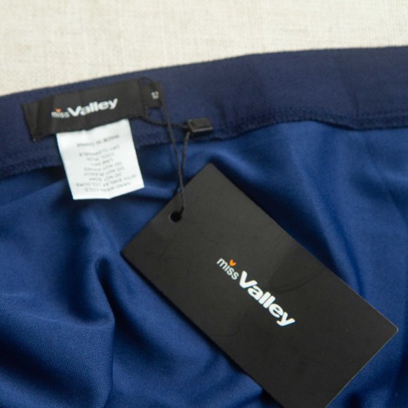 Navy Wrap Skirt NWT - Picture 4 of 5